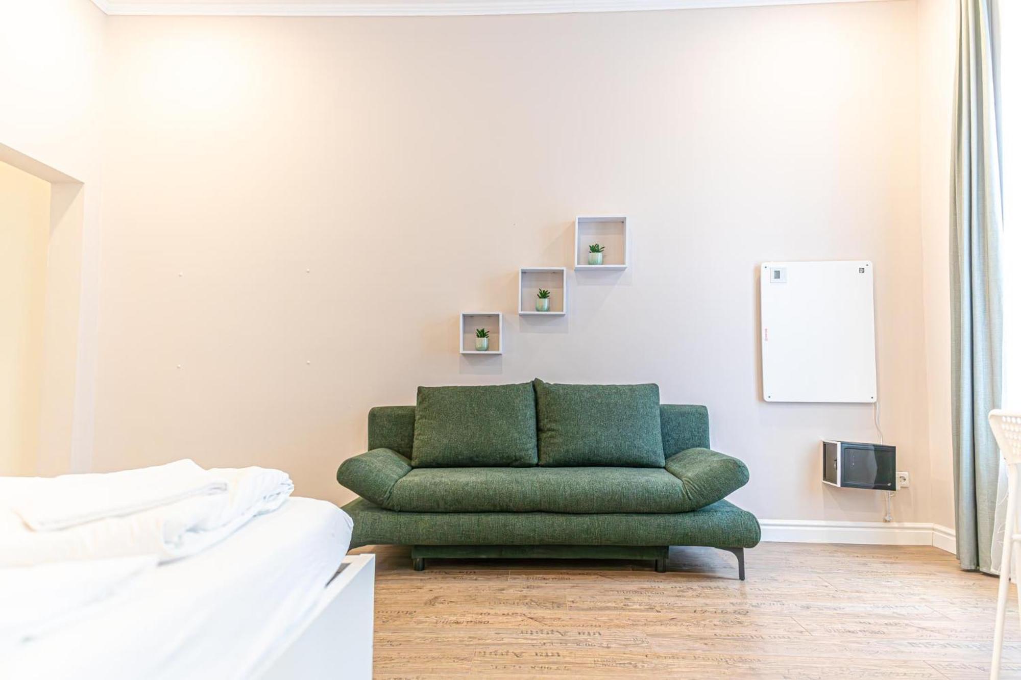 Stylish Studio Apartment Wiener Stadthalle Bagian luar foto